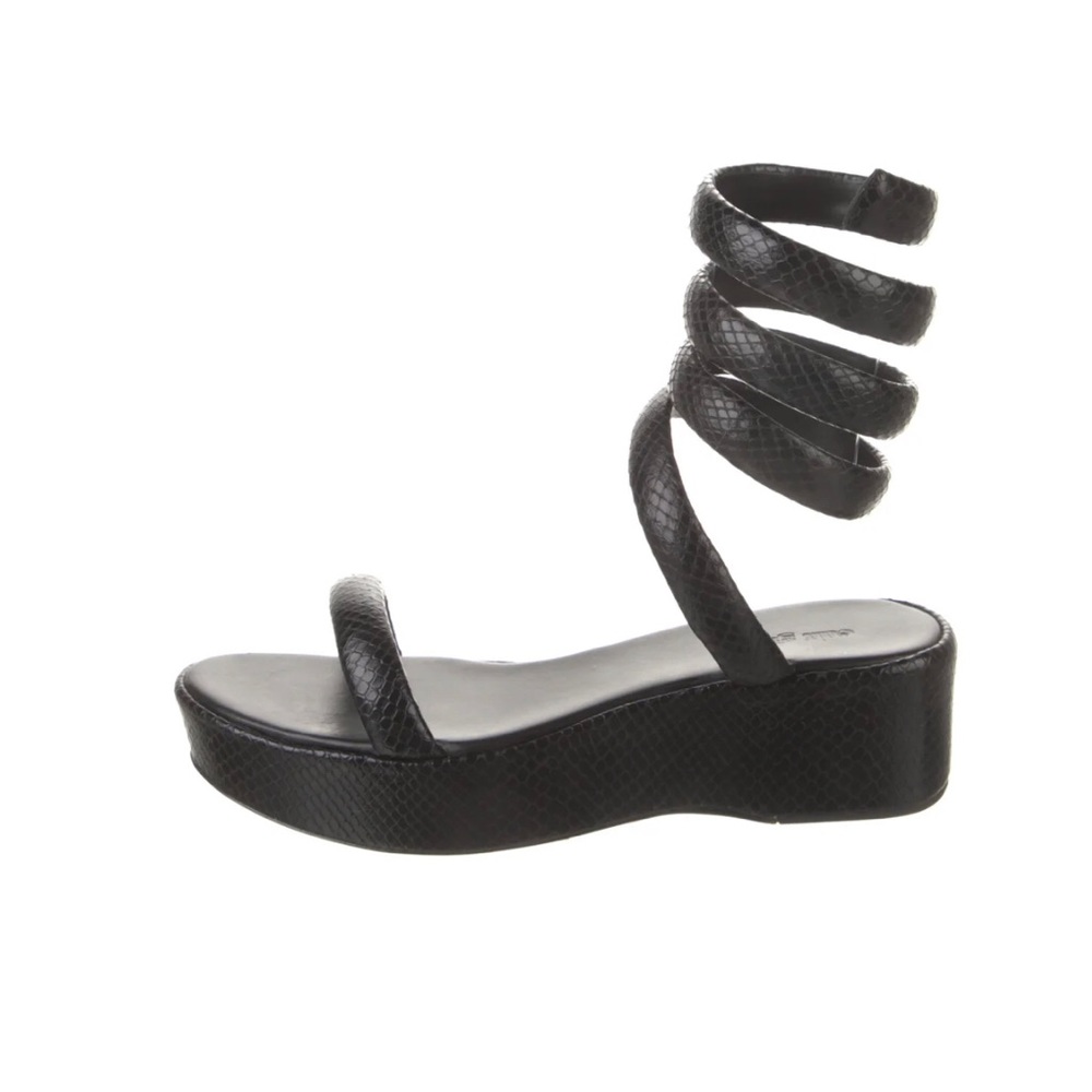 NWT Cult Gaia Gabi Sandal in Black Size 37.5